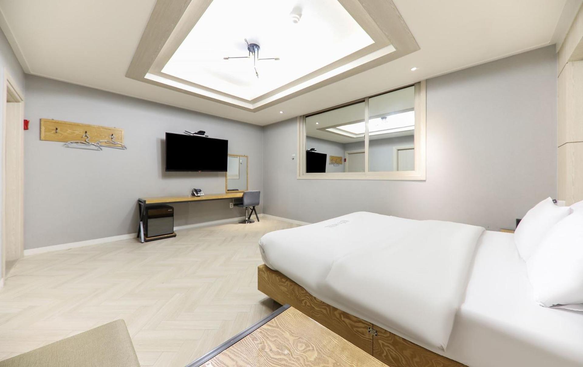 Eco Hotel Mokpo Eksteriør bilde