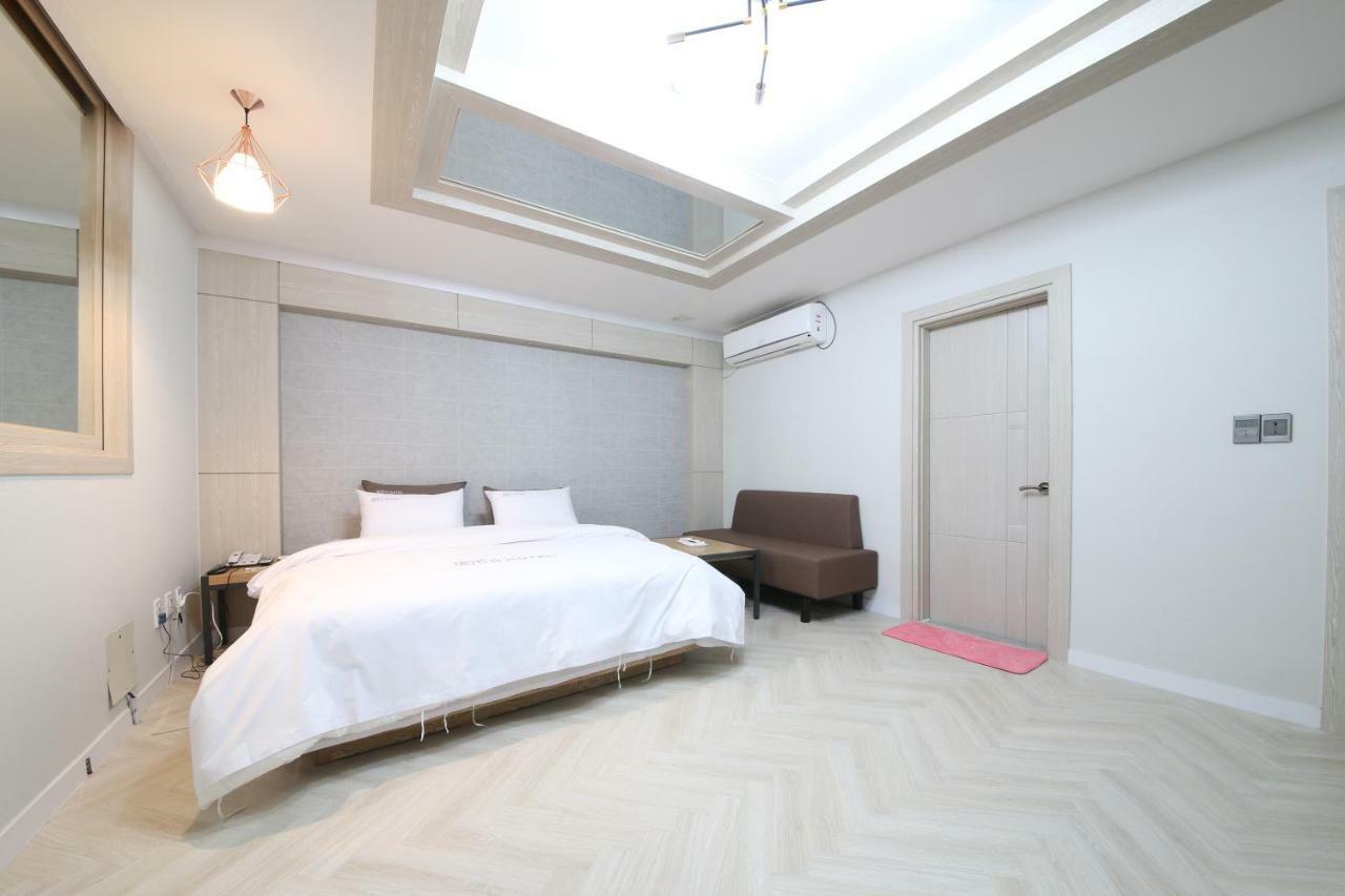 Eco Hotel Mokpo Eksteriør bilde