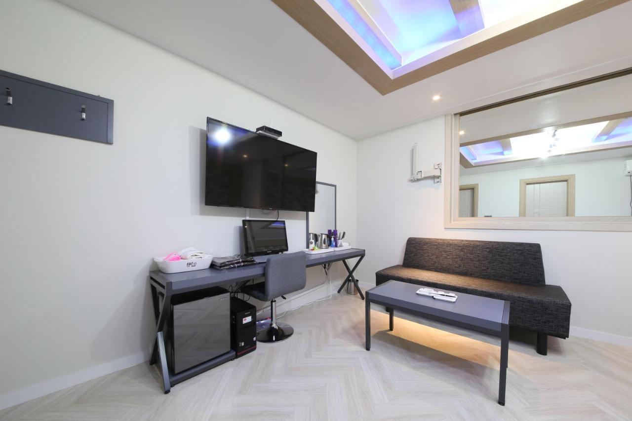 Eco Hotel Mokpo Eksteriør bilde