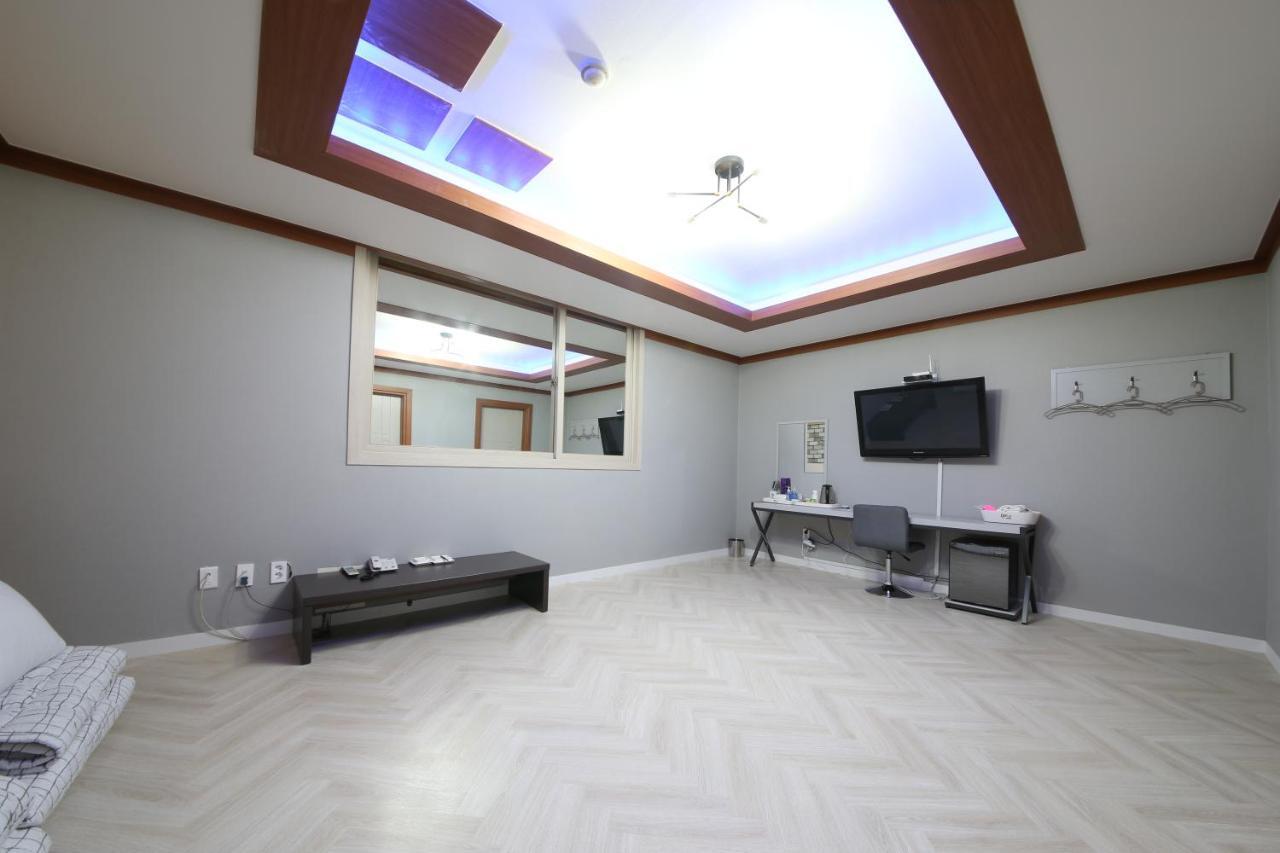 Eco Hotel Mokpo Eksteriør bilde
