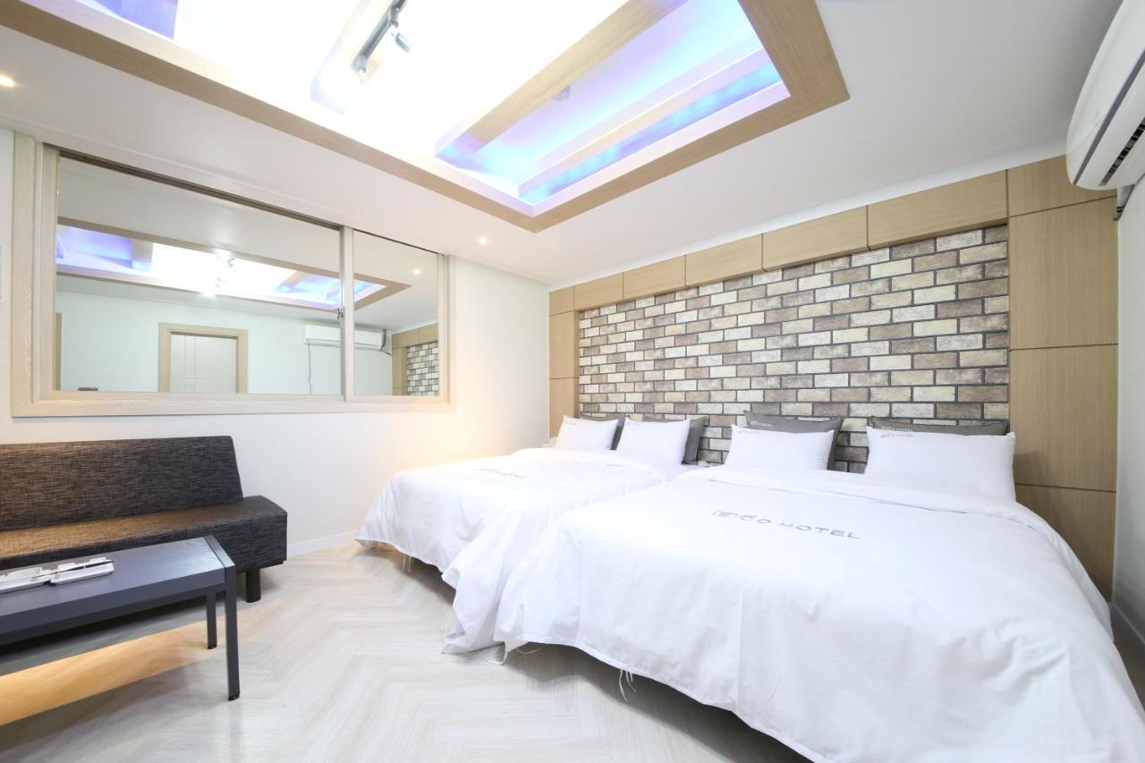 Eco Hotel Mokpo Eksteriør bilde